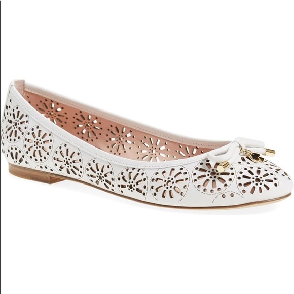 KATE SPADE WALSY WHITE FLOWER LASER CUT OUT FLATS - Picture 2 of 7